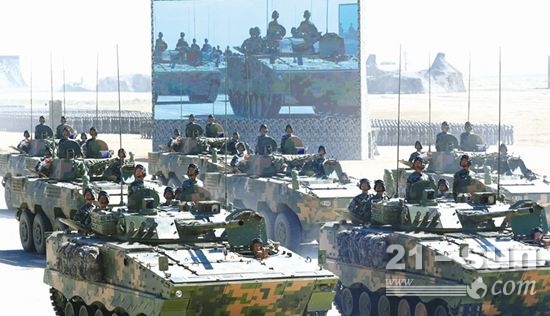 江麓集团研制生产的步兵战车亮相阅兵式