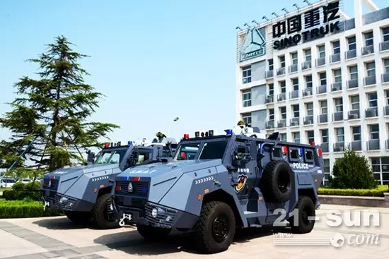 中国重汽“獒威”装甲车保驾护航青岛上合峰会