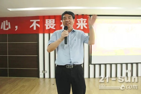 星邦重工董事长刘国良先生发表讲话