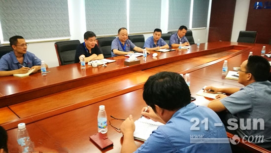 王伟炎总经理与常州基地研发人员座谈交流