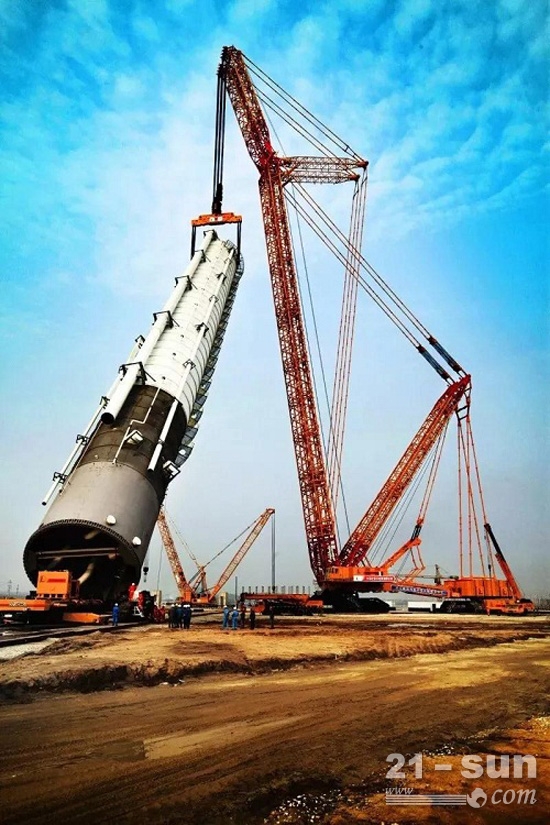 “世界第一吊”徐工4000吨履带起重机