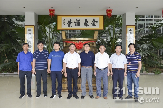 中国石油大学（华东）工会主席张军一行参观考察方圆集团