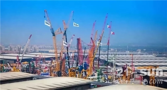 2017年美国拉展徐工展位