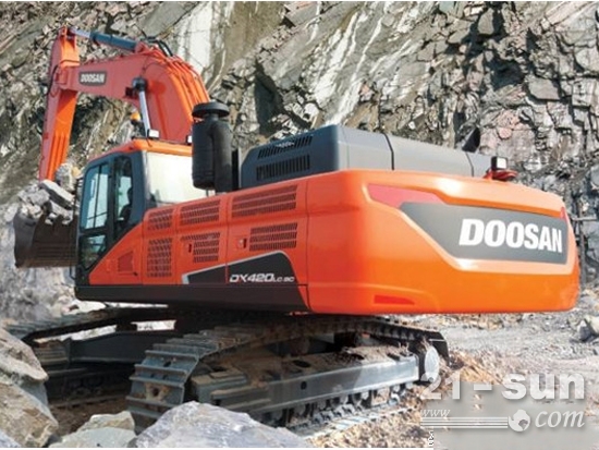 矿山全能型设备：<em>斗山DX420LC</em>-9C挖掘机
