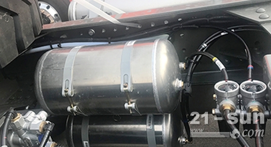 制动气压提升至10兆帕