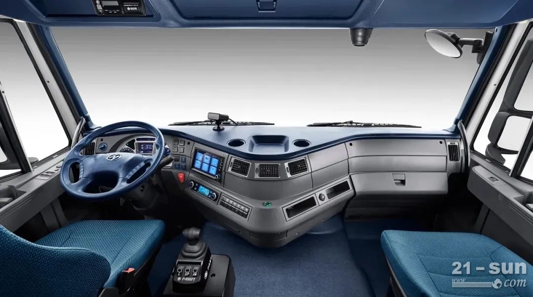 红岩杰狮C500载货车