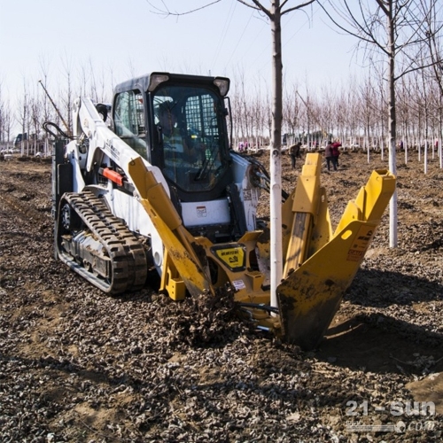 济宁挖树机厂家滑移装载机挖树机