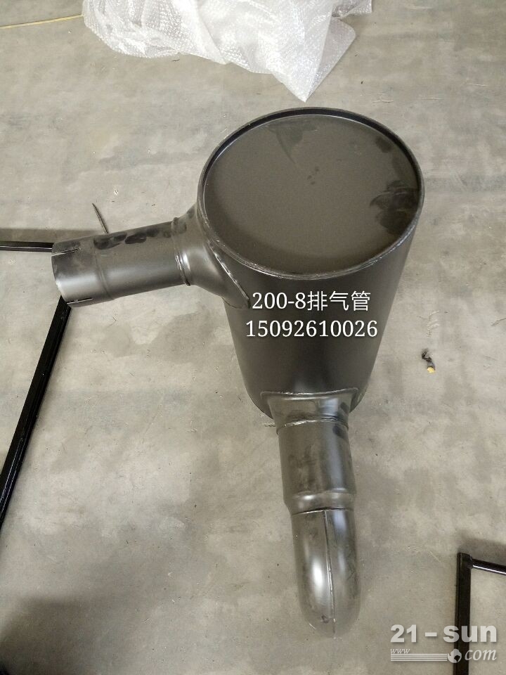 小松挖掘机PC200-8排气管 小松配件