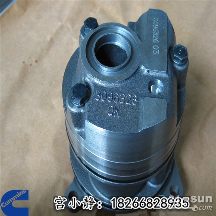 北方重汽特雷克斯TR45矿车QSK19发动机机油泵3096326