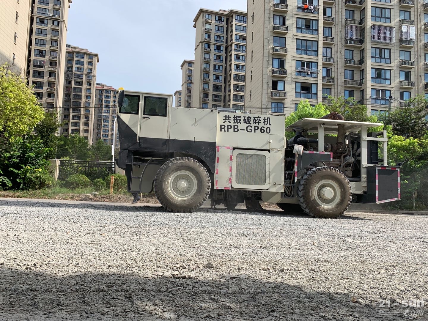 供应 共振破碎机租赁