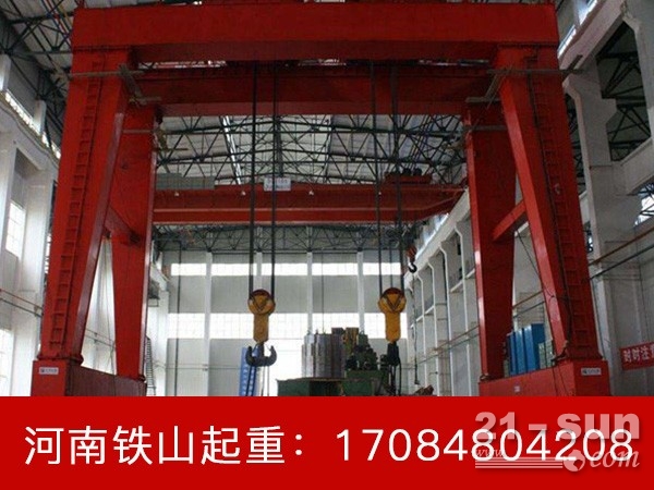 江苏常州轮胎门式起重机图片如何修理和清洁龙门吊