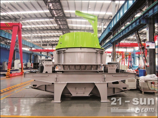 中联重科全新一代制砂机在宁乡工业园下线