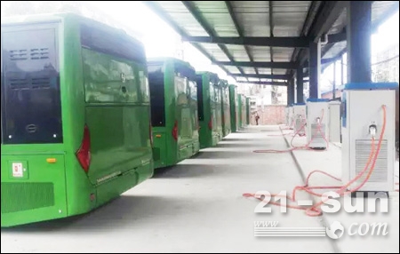 聚焦两会 潍柴扬州亚星客车助力陕西绿色发展