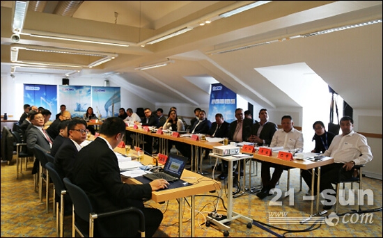 徐工海外市场战略顾问委员会第四次会议在慕尼黑召开