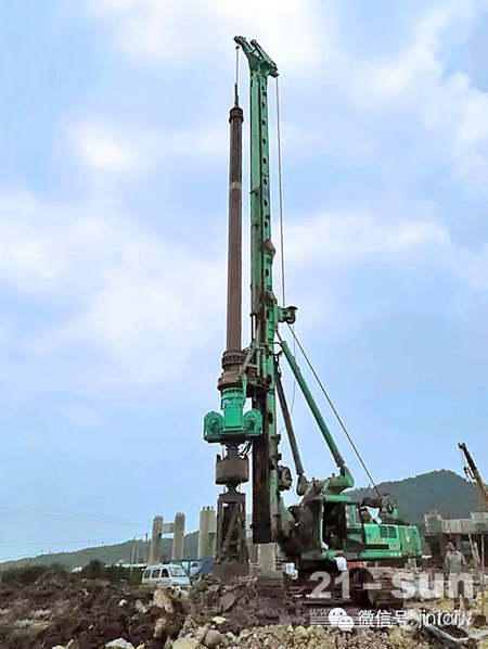 上海金泰全液压扩孔钻机在宁波三门湾大桥试桩成功