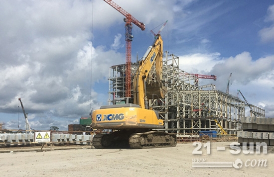 徐工挖掘机助力马来西亚电厂建设