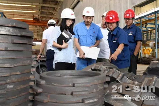 日本三菱重工到河北宣工铸铁分厂进行质量审核