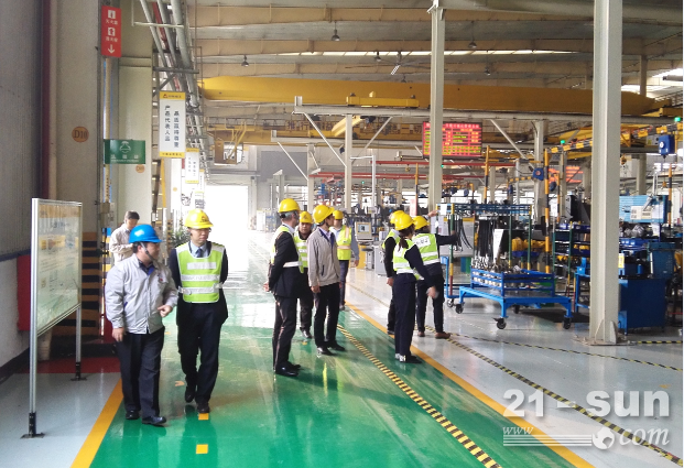 西麦斯（CEMEX）公司客户代表来访山东临工