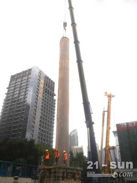 盾安重工全回转钻机在万科深圳滨海置地项目进行逆做法垂直插入钢立柱施工