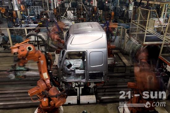 中国重汽集团的车辆自动化生产线