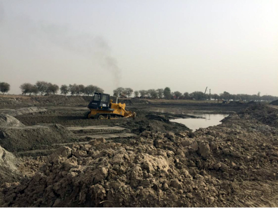 中联重科推土机助建巴基斯坦高速公路