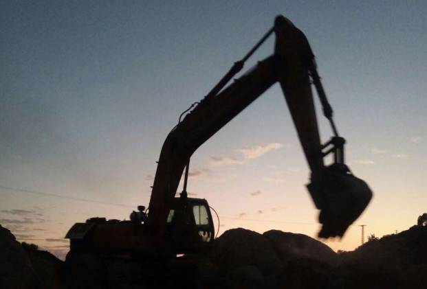 方圆HZS120D型搅拌站服役吉黑高速