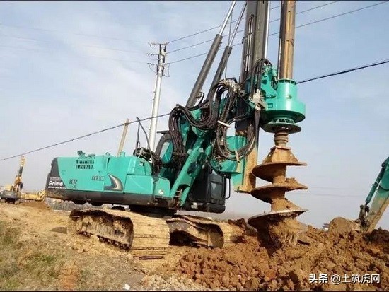 公路桥梁桩基础施工中旋挖钻技术