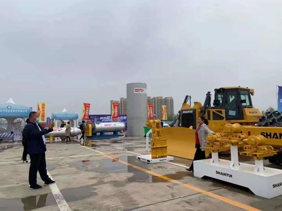山推亮相2021上海合作组织国际投资贸易博览会