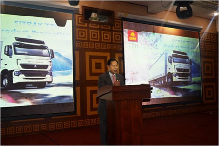 驻拉各斯总领事巢小良出席中国重汽产品推介会