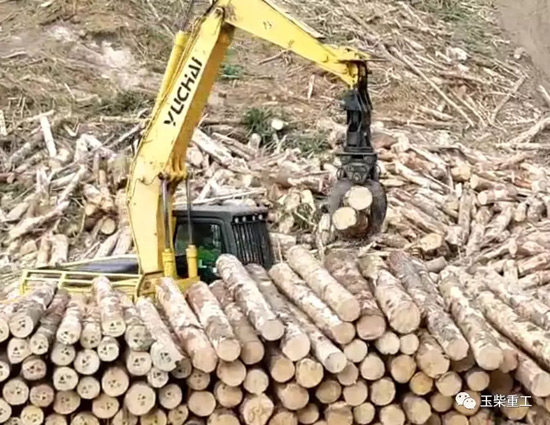 玉柴重工挖机配置抓木机 赢取海外新订单