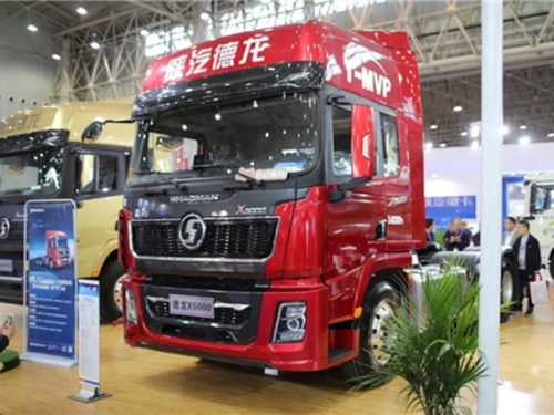 陕汽重卡亮相2019中国（武汉）国际商用车展览会