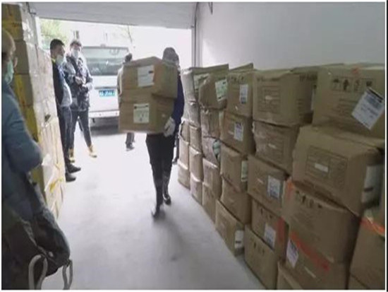 中联重科采购印尼、科威特逾50万口罩抵达并捐赠