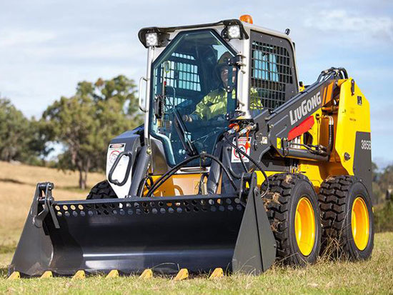 探访柳工385B滑移装载机北京用户之旅