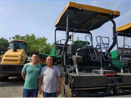 在浙里，我们都是山推摊铺机的回头客！