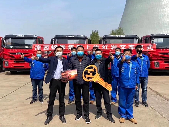销量节节攀升！又一批红岩杰狮牵引车顺利交付