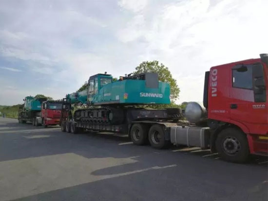 山河智能全新一代SWTC35B起重机征战越南