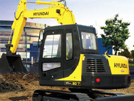 现代80-7挖掘机回转时抬不起臂怎么办？