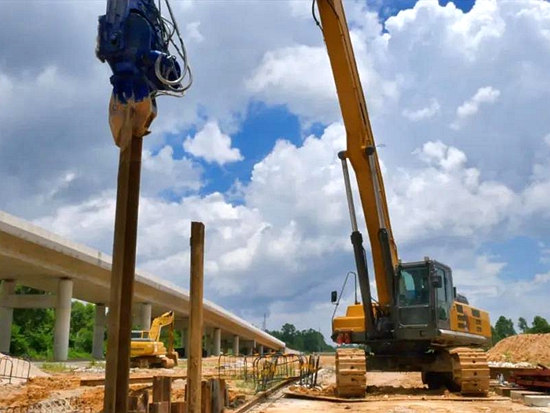 雷沃FR550E2-PD 打桩神器 根根触底