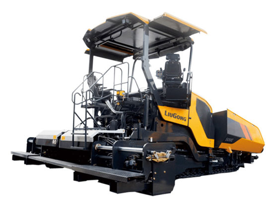 柳工摊铺机 在“路”上