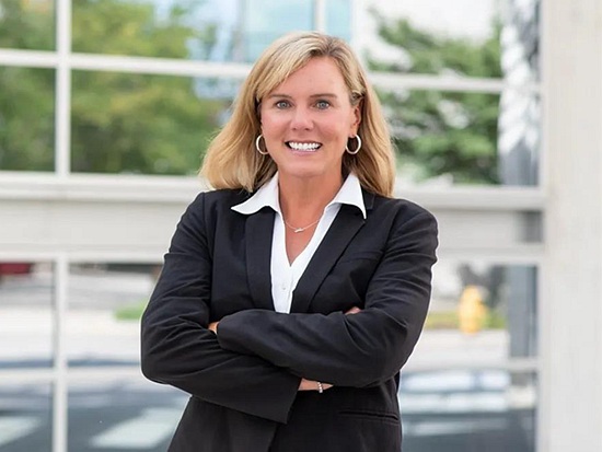 康明斯任命Amy Davis为公司副总裁兼新能源动力业务总裁