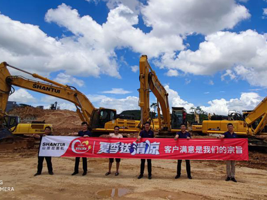 迎战酷暑！山推挖掘机“夏季送清凉”走进广东惠州
