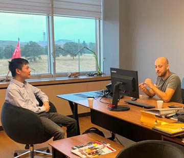 英雄的逆行者 ——访平凡却不凡的建起海外<em>塔机人</em>邓政委