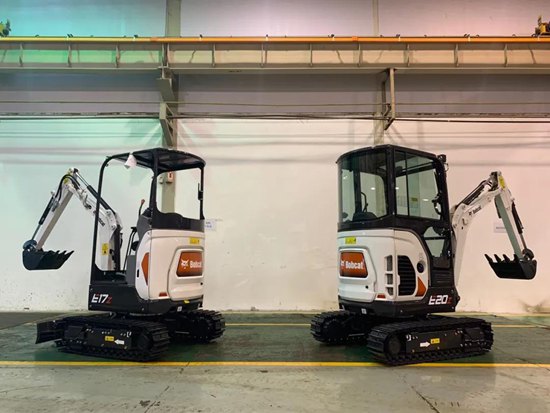 山猫中国迷你挖掘机新品震撼发布！