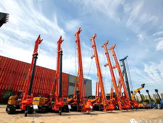 恒天九五新品发布会：各事业部吸睛重器