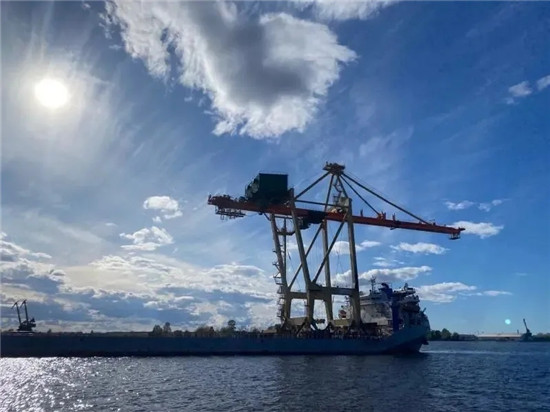 三一大型岸桥波罗的海完美交付