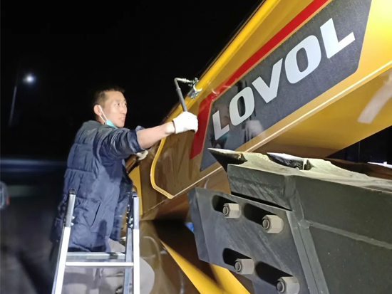 雷沃服务宁磊：“自信是成功的第一诀窍”