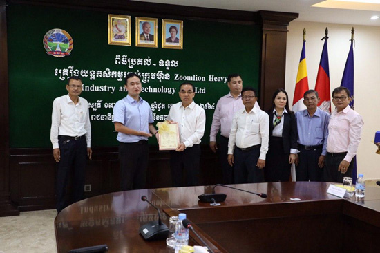 中联重科农机装备如期交付柬埔寨 战略合作持续推进