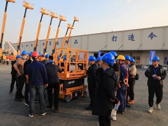 智能、环保、可靠、耐用，是我爱的徐工高机没错了！