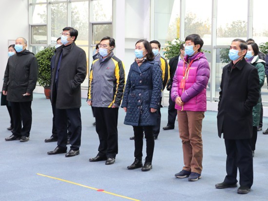 山东省人大常委会调研视察组到山东临工视察