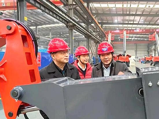 BICES 2021走进系列报道之吴培国秘书长一行走访星邦智能